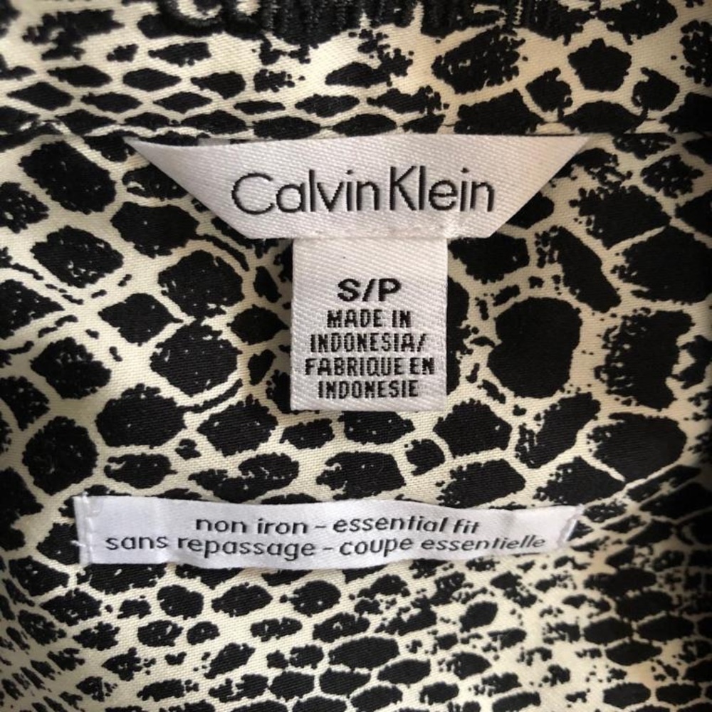 Women’s shirt